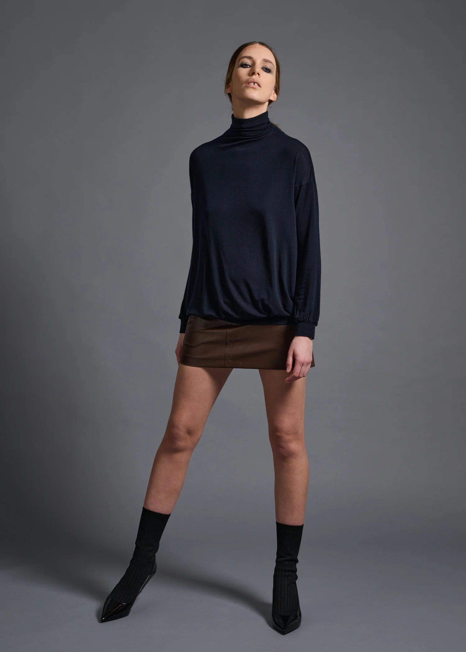 04 MYRA NARROW SLV HIGH NECK / TENCEL CASHMERE PLAIN JERSEY - C13 - Image 4
