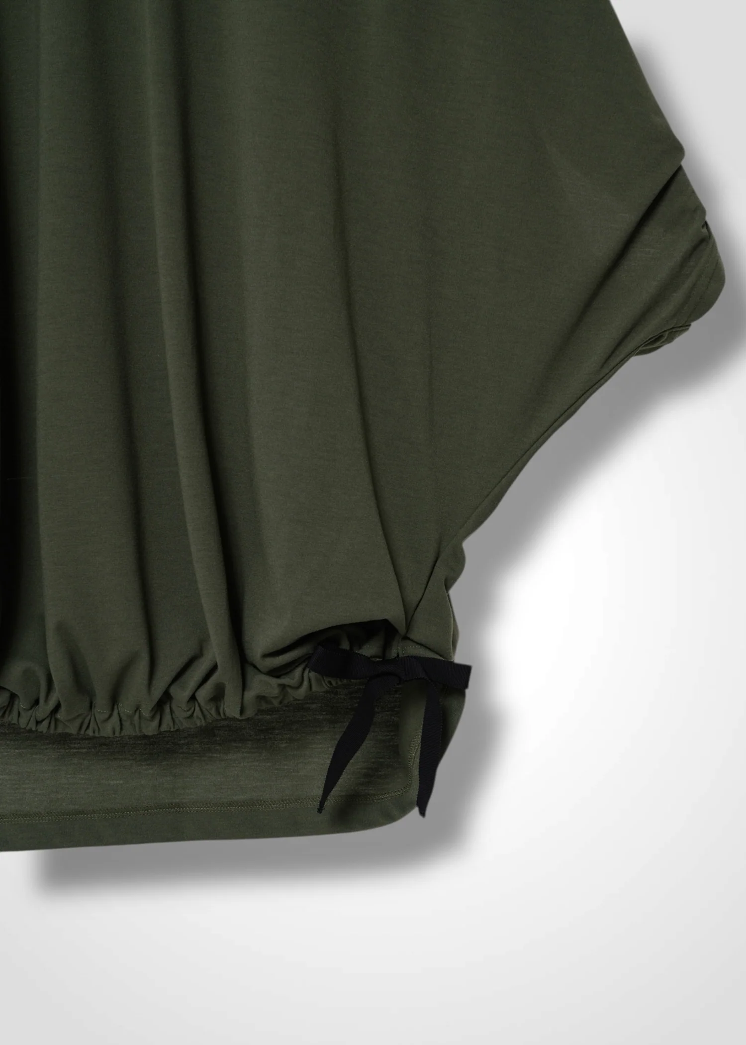 37 NARIAH TUCKED SLEEVE TOP / RECYCLED PE JERSEY - C14 - Image 19