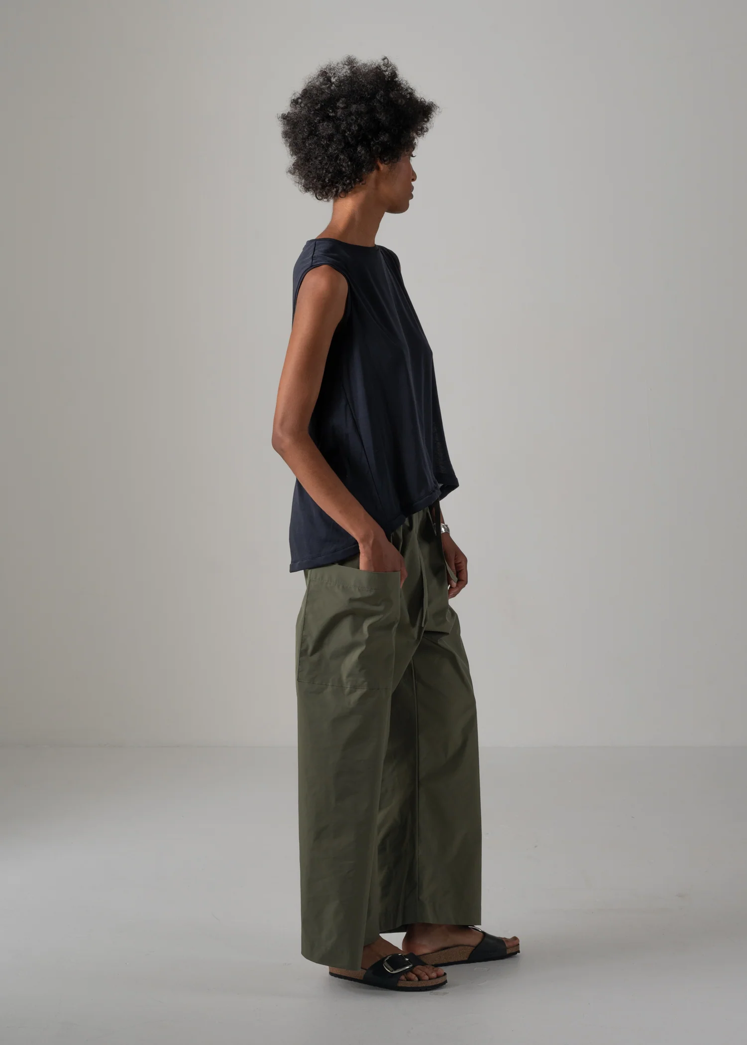 09 NELLY SLEEVELESS TOP / SUPER LIGHT COTTON JERSEY - C14 - Image 10