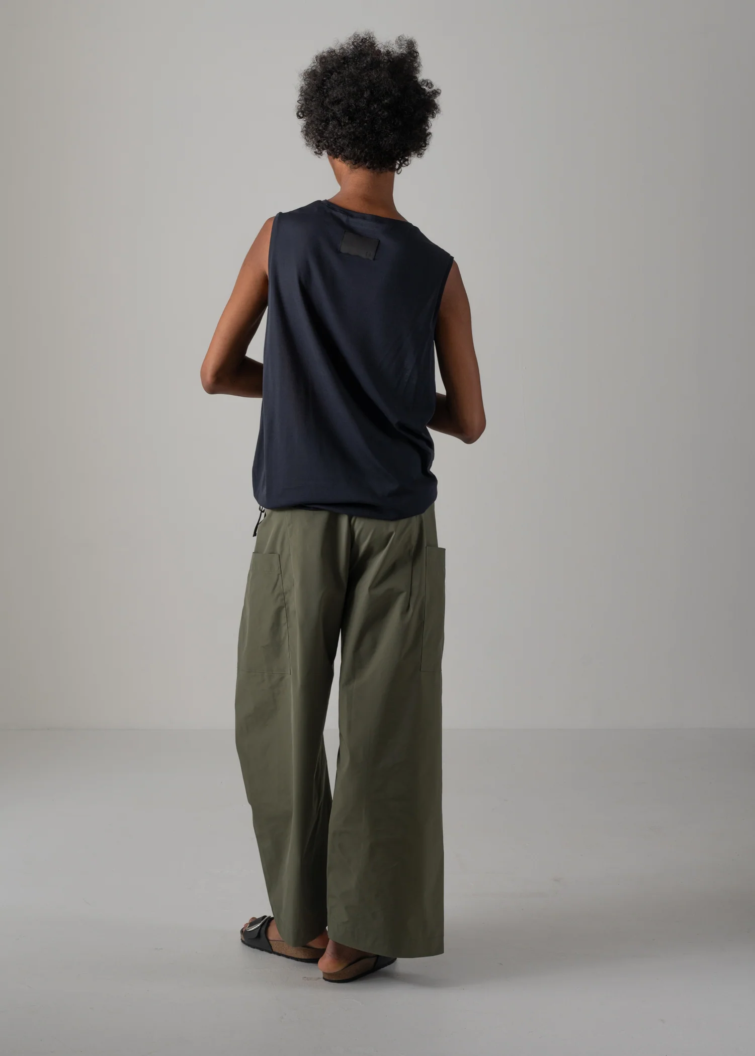 09 NELLY SLEEVELESS TOP / SUPER LIGHT COTTON JERSEY - C14 - Image 11