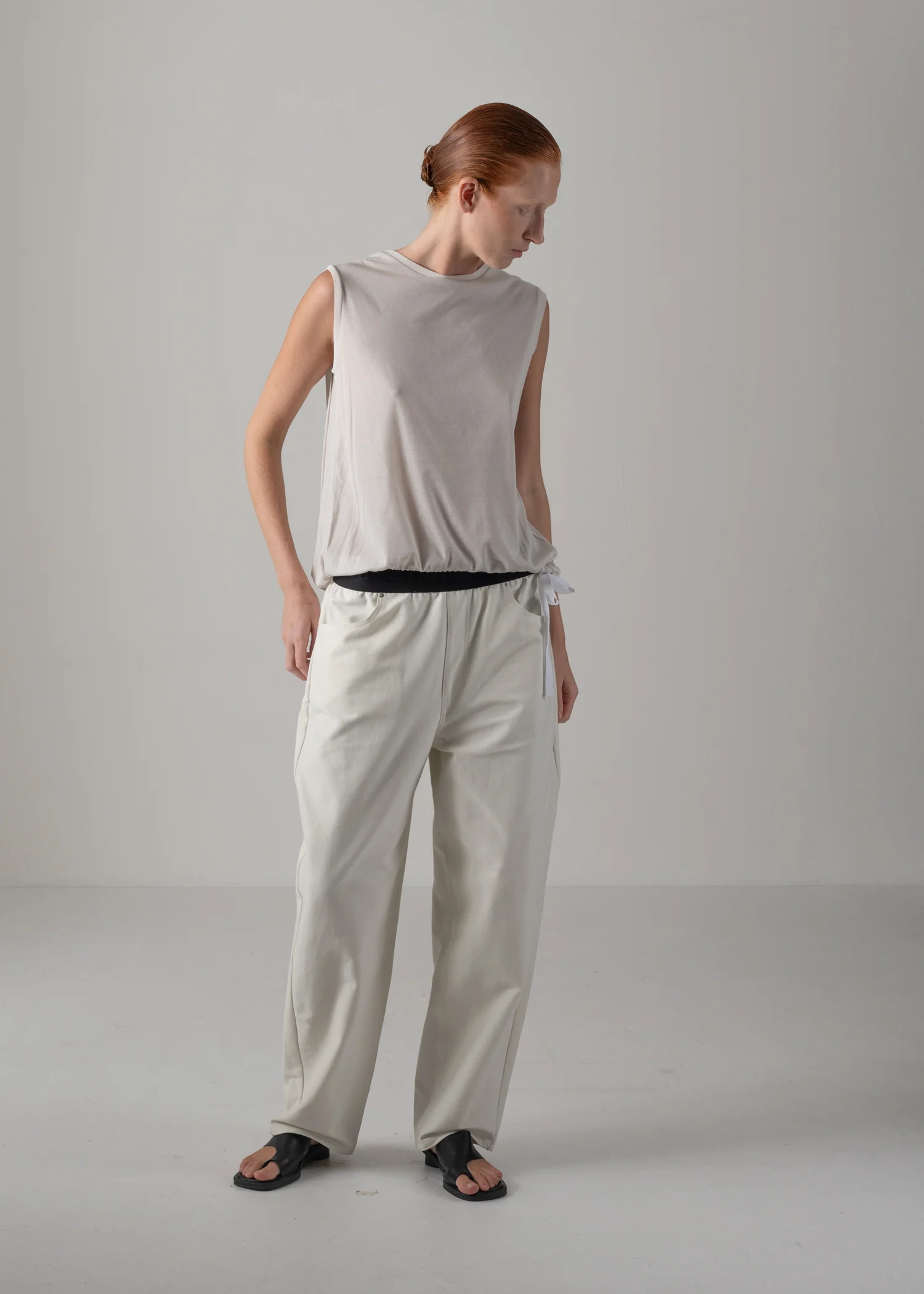 09 NELLY SLEEVELESS TOP / SUPER LIGHT COTTON JERSEY - C14 - Image 14