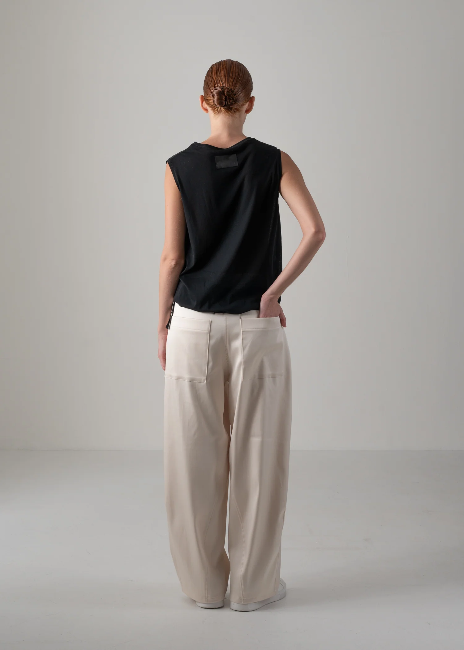 09 NELLY SLEEVELESS TOP / SUPER LIGHT COTTON JERSEY - C14 - Image 3