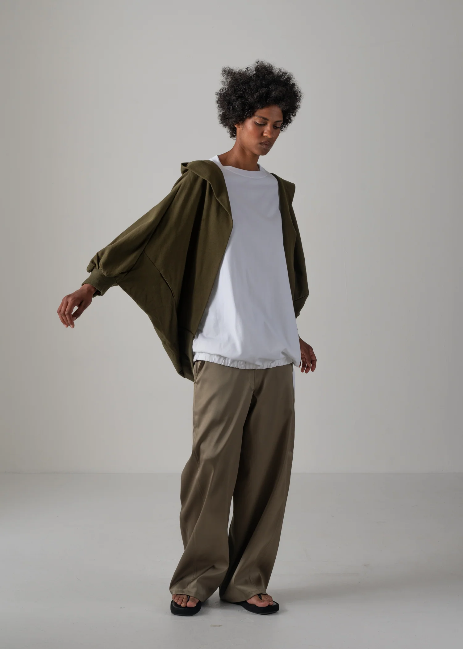 53 NICOLETTE BORERO HOODY / MINI TERRY - C14 - Image 12